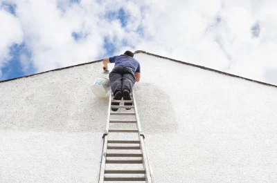 Peinture extérieure à Lanas — façades et ravalement